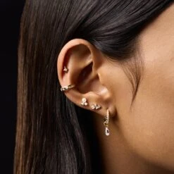 Earcuff Cassiopée Blanc 17 Earcuff Cassiopée Blanc -Olivia Jewelry 4 5 NEBULEUSE BLACKWEEKS3567 1