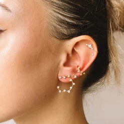 Voltige -Olivia Jewelry Facetune 03 12 2024 15 32 09