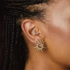 Daith Noon -Olivia Jewelry NEBULEUSE CLOSEUPS SOLEIL0147 1 1