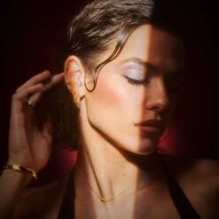 Lyra Blanche 20 Lyra Blanche -Olivia Jewelry WEB 4 5 NEBULEUSE ORION COLLECTION8977 cf594c0f e001 4a63 8364 f7f82543b667