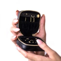 Trousse à Bijoux - La Petite Ourse -Olivia Jewelry image 7174bf46 ab85 43e4 84e7 c61ced5f3705