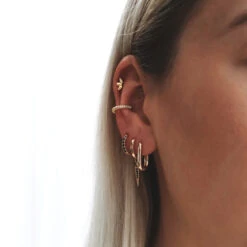 Diana Noire -Olivia Jewelry noir 4